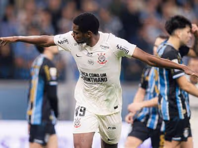 Garro leva terceiro amarelo e desfalca o Corinthians após a Copa
