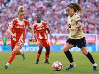 Bayern e Barcelona abrem semifinal da Champions feminina com empate