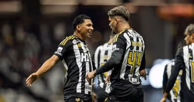 Em estreia de Dudu, Atlético vence Internacional no Brasileirão
