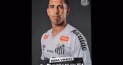 Santos anuncia a contratação do volante Christian Oliva
