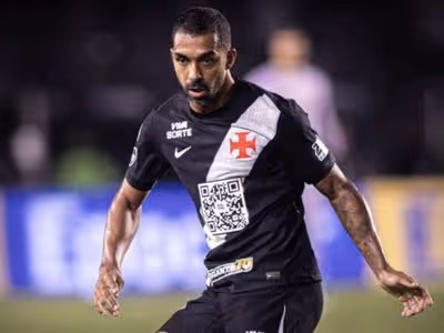 Paulo Henrique não deve voltar ao Vasco antes da Copa, diz Renato Gaúcho