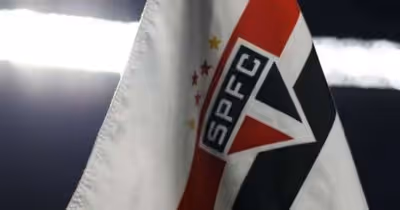 É oficial! Meia assina com o São Paulo até 2026