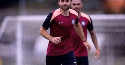 Corinthians inscreve Pedro Milans, e lateral pode fazer estreia no Paulistão