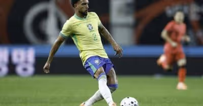 Vitinho, do Botafogo, é seguro em amistoso da Seleção após