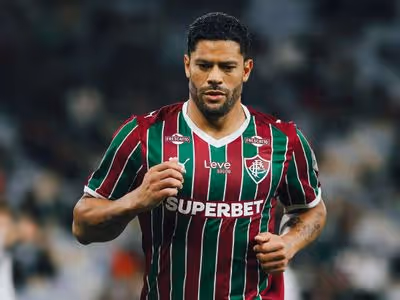 Números expõem má fase de Hulk em empate do Fluminense; veja