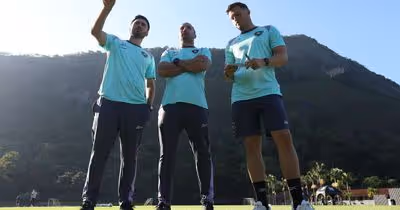 Ex-Atlético de Madrid, amigo e ex-Napoli; conheça a comissão de Davide Ancelotti no Botafogo