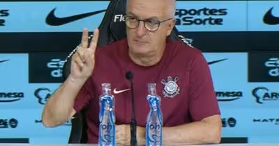 Dorival admite decepção com campanha e cobra elenco forte: