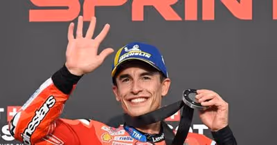 Bagnaia surpreende e vence sprint no GP do Japão de MotoGP