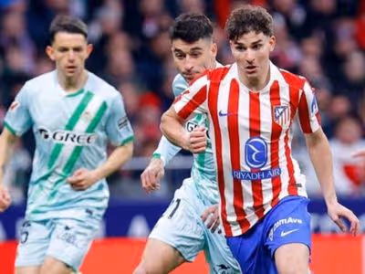 Após ser vaiado, Julián Álvarez falta a treino no Atlético de Madrid