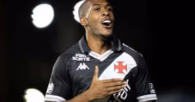 Gigantes alemães disputam atacante Rayan, e Vasco não conversa por menos de R$ 315 milhões