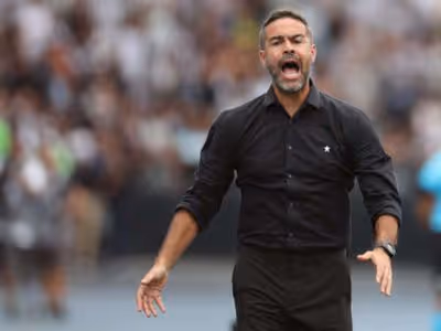 Artur Jorge chega ao Cruzeiro acompanhado de sua comissão técnica; conheça o quarteto