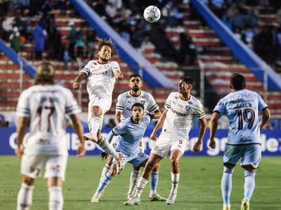 Fluminense perde para o Bolívar na altitude e se complica na Libertadores