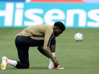 Canadá vive dilema com Alphonso Davies para as oitavas de final