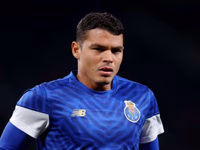 Livre no mercado, Thiago Silva vira alvo de gigante europeu