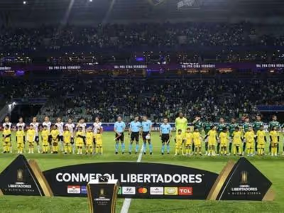 Palmeiras vê longa invencibilidade cair no Allianz e na Libertadores