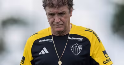 Oficial! Atacante que estava na Europa é anunciado pelo Atlético-MG