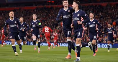 Liverpool é dominado e sofre goleada do PSV em pleno Anfield