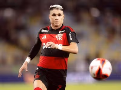Luiz Araújo, do Flamengo, é alvo de time catari