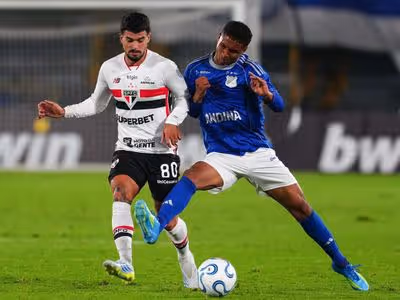 Roger Machado explica linha de três e valoriza empate do São Paulo
