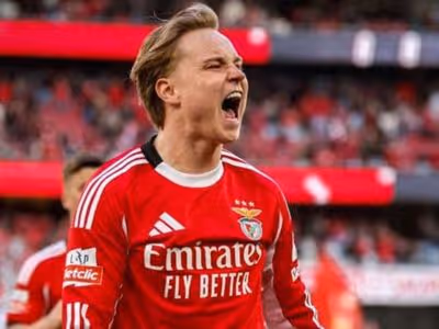 Benfica vence Nacional na Luz e renova esperanças antes do dérbi