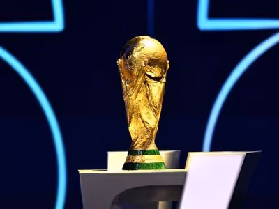 FIFA avalia zerar cartões amarelos em fase decisiva da Copa do Mundo