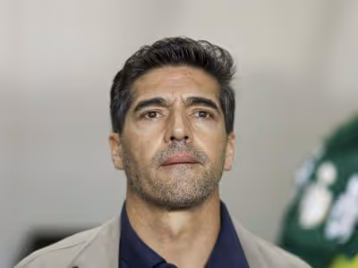 Presidente de clube português revela tentativas passadas de contratar Abel Ferreira