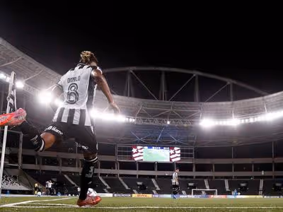 Atitudes da diretoria do Palmeiras irritam o Botafogo nos bastidores