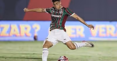 Fortaleza negocia contratação de meia do Fluminense por empréstimo