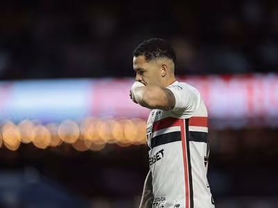 São Paulo perde Luciano e Sabino para decisão na Sul-Americana