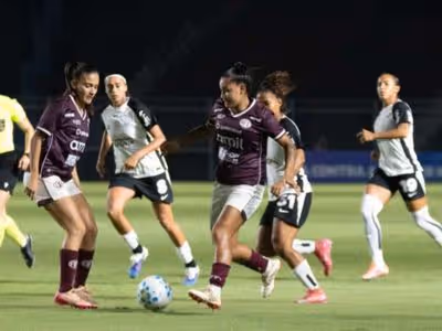 Corinthians bate Ferroviária e mantém a ponta no Brasileirão Feminino