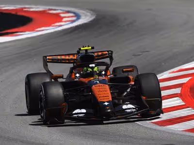 F1: McLaren aposta em asa traseira “Macarena” para tentar ganhar terreno no GP da Áustria