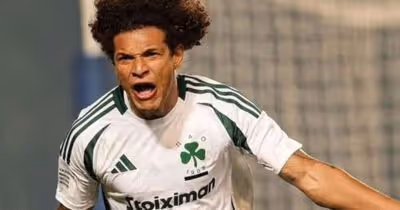 Santos concretiza acerto com Willian Arão e espera volante no CT Rei Pelé