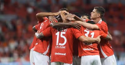 Com gols de Alan Patrick e Félix Torres, Inter faz 2 a 0 no Inter-SM