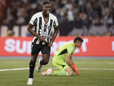 Botafogo tem acerto com Luiz Henrique, mas negócio esbarra em impasse inusitado; entenda