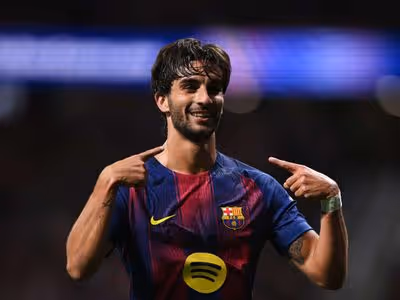 Ferran Torres revela fator que pode mantê-lo no Barcelona em entrevista