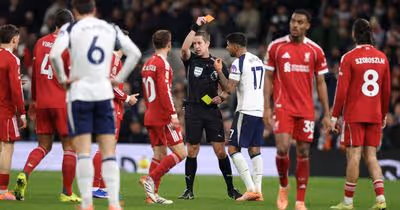 Expulsão faz capitão do Tottenham perder sequência importante