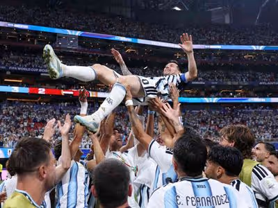 Messi é o primeiro jogador a perder dois pênaltis na mesma Copa