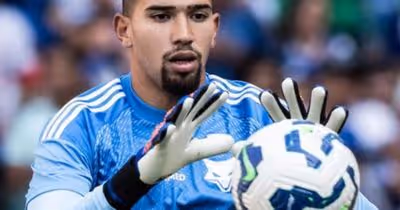 Cruzeiro acerta com o Avaí o empréstimo de Léo Aragão