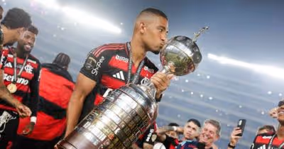 Flamengo chega perto de meio bilhão de reais só em premiação em 2025