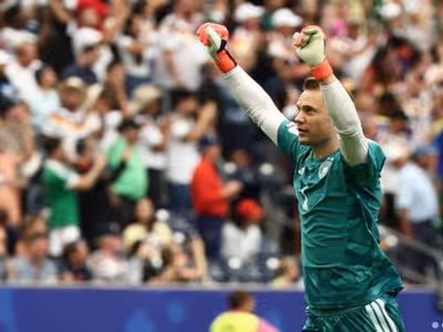 Defesas, recordes e aura: Manuel Neuer, o veterano da seleção alemã