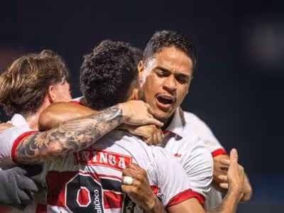 Time tem artilheiro isolado e melhor ataque da Série B. Mas segue em perigo