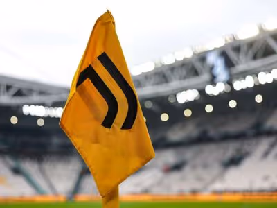 Atacante alemão desembarca na Itália para exames e pode fechar com a Juventus