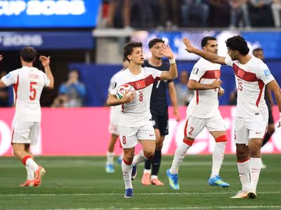 Turquia vira nos minutos finais e derrota os Estados Unidos