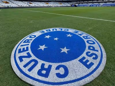 Cruzeiro acerta contratação de novo lateral argentino