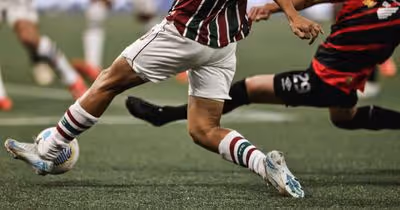 Jogador do Fluminense celebra convocaçao para a Seleção: