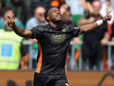 Vasco faz proposta por atacante equatoriano John Yeboah