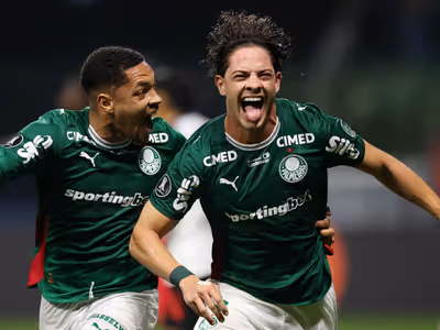 Palmeiras enfrenta o São Paulo de olho na liderança do Brasileirão