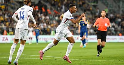 Eliminatórias europeias: França vence Ucrânia e Itália goleia