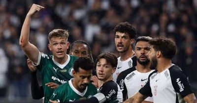 Zaga do Palmeiras Vira Preocupação Após Dérbi e Derrota na Copa do Brasil
