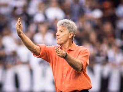 Resiliência vira marca do Vasco com Renato Gaúcho